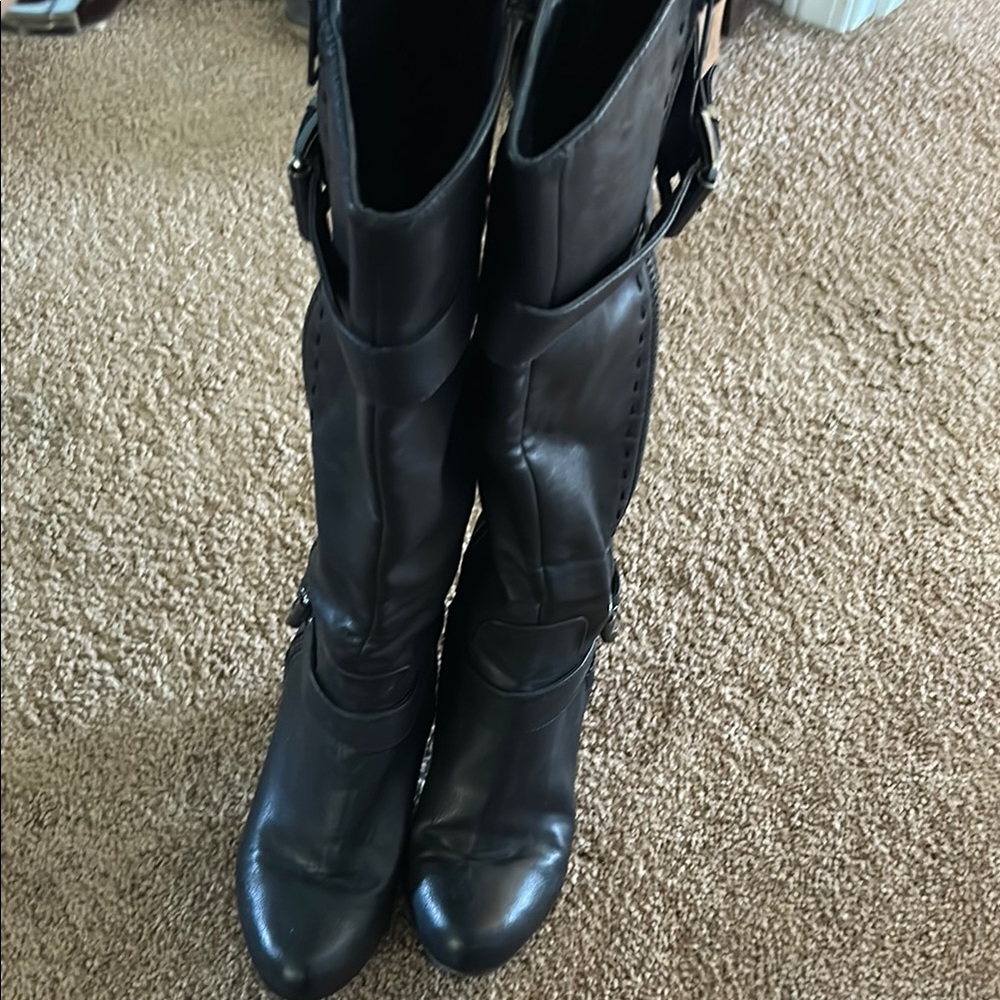 Black boots
